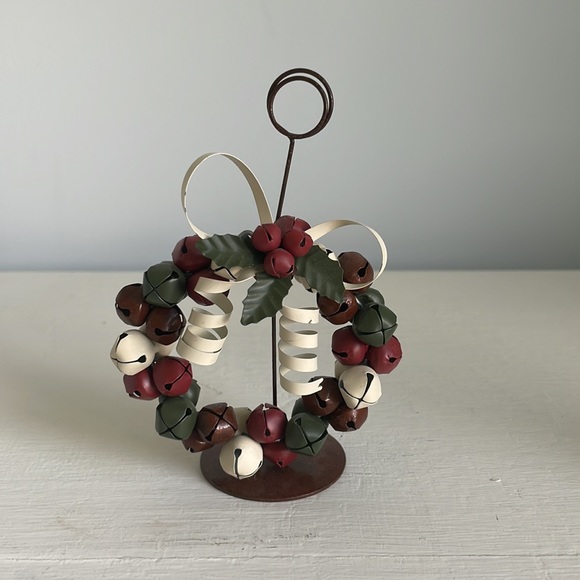 Two Christmas Photograph Holders: Snowman and Bell Wreath - Picture 2 of 6